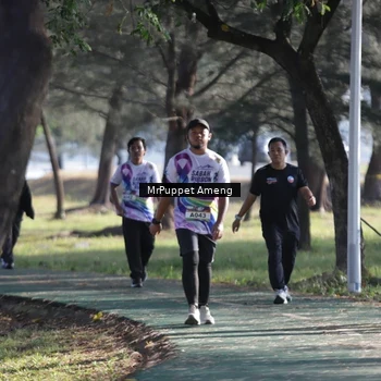 Runner Photo 6076707