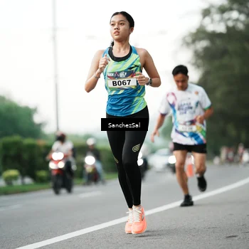 Runner Photo 6076750