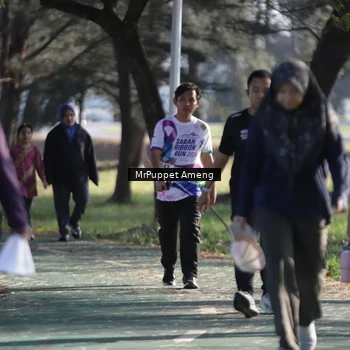 Runner Photo 6076799