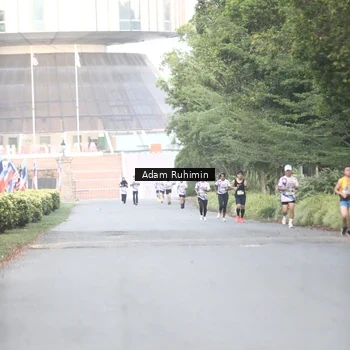 Runner Photo 6076860