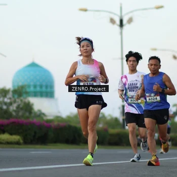 Runner Photo 6076865