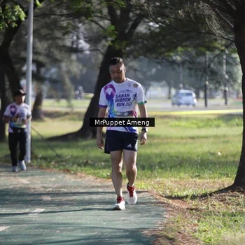 Runner Photo 6076874