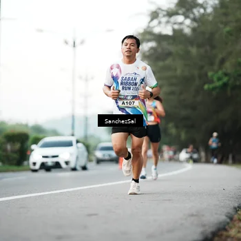 Runner Photo 6076877