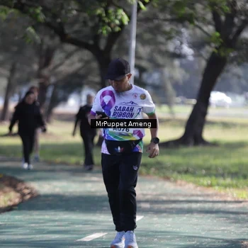 Runner Photo 6076878