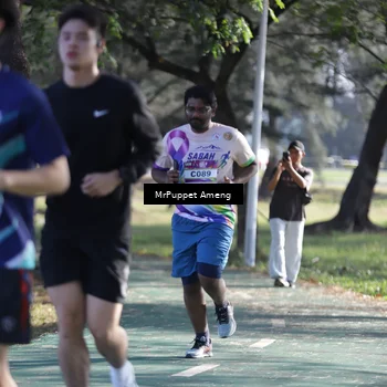 Runner Photo 6076903