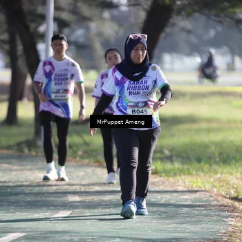 Runner Photo 6076909