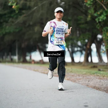 Runner Photo 6077200