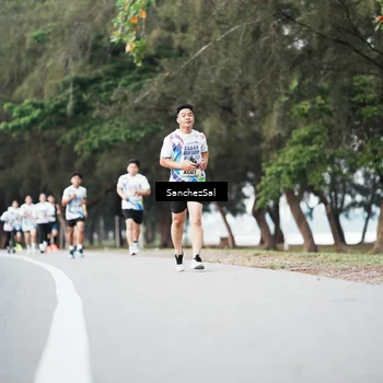 Runner Photo 6077208
