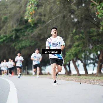 Runner Photo 6077210