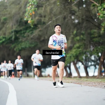 Runner Photo 6077215