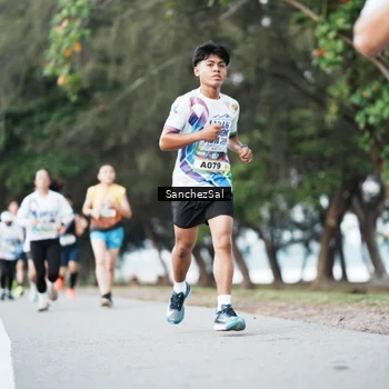 Runner Photo 6077239
