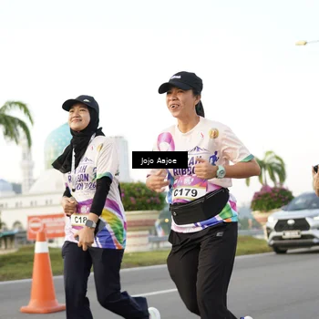 Runner Photo 6077335