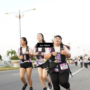Runner Photo 6077340