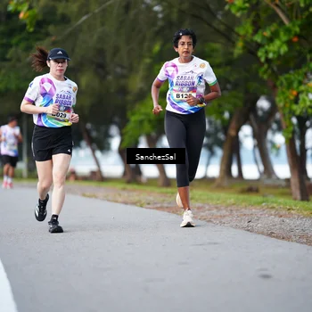 Runner Photo 6077383