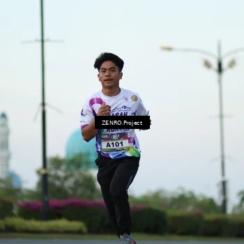 Runner Photo 6077654