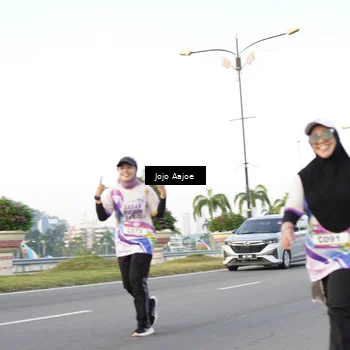 Runner Photo 6077768