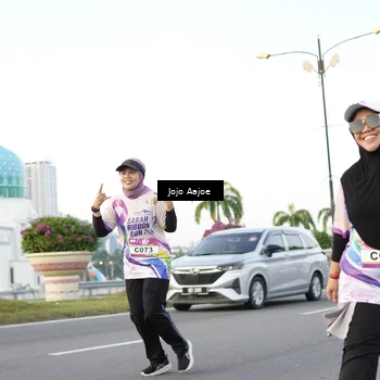 Runner Photo 6077849