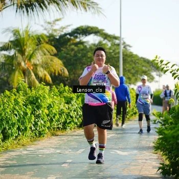 Runner Photo 6077853