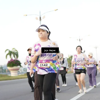 Runner Photo 6077862