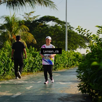 Runner Photo 6077940