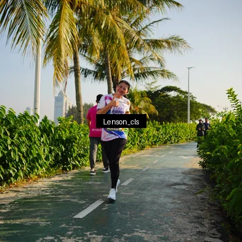 Runner Photo 6078072
