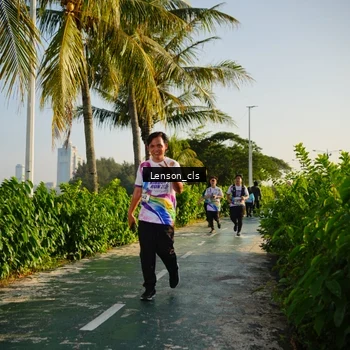 Runner Photo 6078229