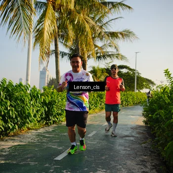 Runner Photo 6078290