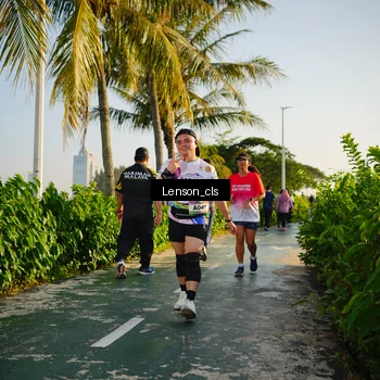 Runner Photo 6078356