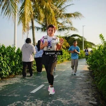 Runner Photo 6078393