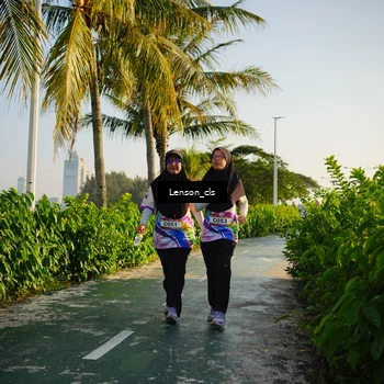Runner Photo 6078416