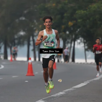 Runner Photo 6079178