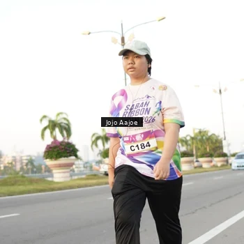 Runner Photo 6079435