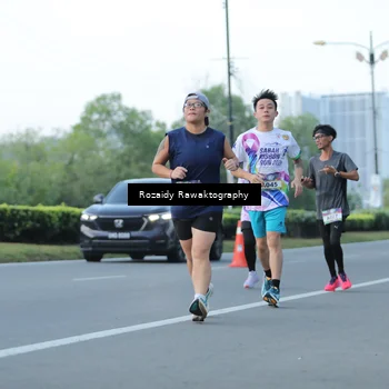 Runner Photo 6079608