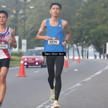 Runner Photo 6079656
