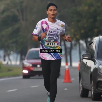 Runner Photo 6079819