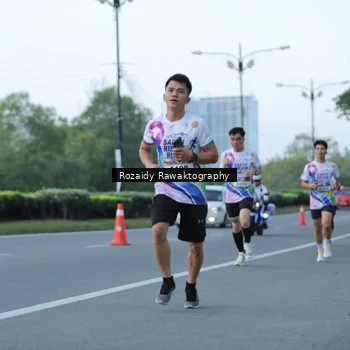 Runner Photo 6079988