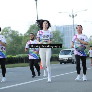 Runner Photo 6080045