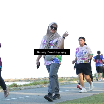 Runner Photo 6080075