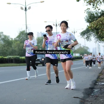 Runner Photo 6080196