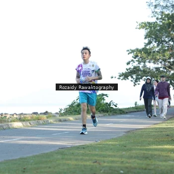 Runner Photo 6080255