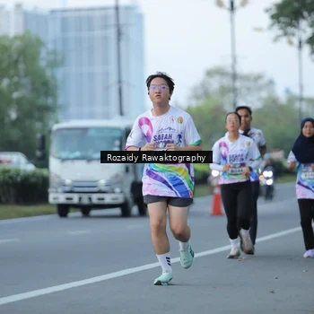 Runner Photo 6080300