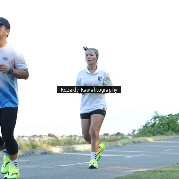 Runner Photo 6080303