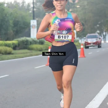 Runner Photo 6080323