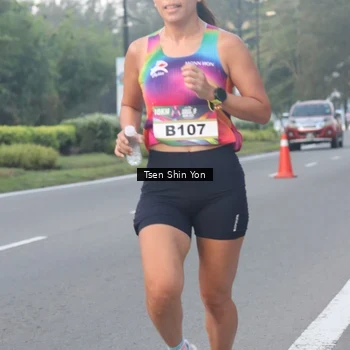 Runner Photo 6080324