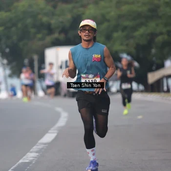 Runner Photo 6080332