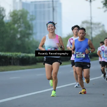 Runner Photo 6080352