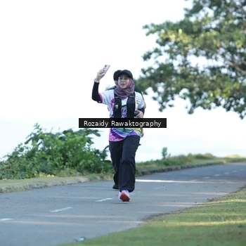 Runner Photo 6080370