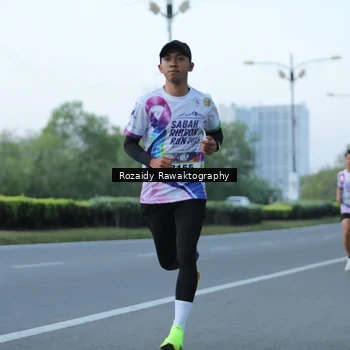Runner Photo 6080373