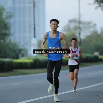 Runner Photo 6080404