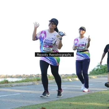 Runner Photo 6080415